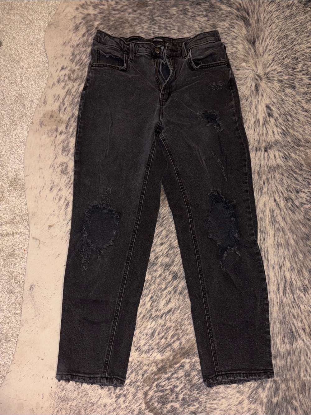 Size 8 wild fable distressed straight leg jeans